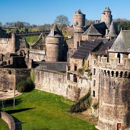 Appartement Proche Gare Routiere Fougères エクステリア 写真